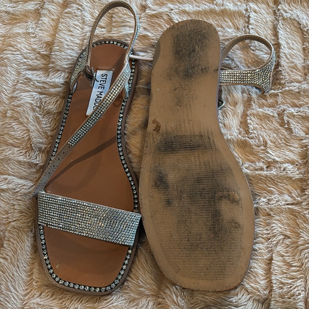 Women Steve Madden sandals with rhinestones - Picture 2 of 3